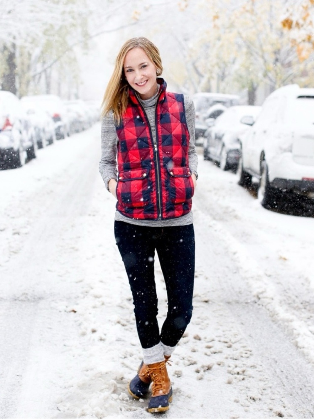 J Crew Excursion Puffer Vest Red Buffalo Plaid Navy Blue Down Fill Womens - Picture 6 of 11